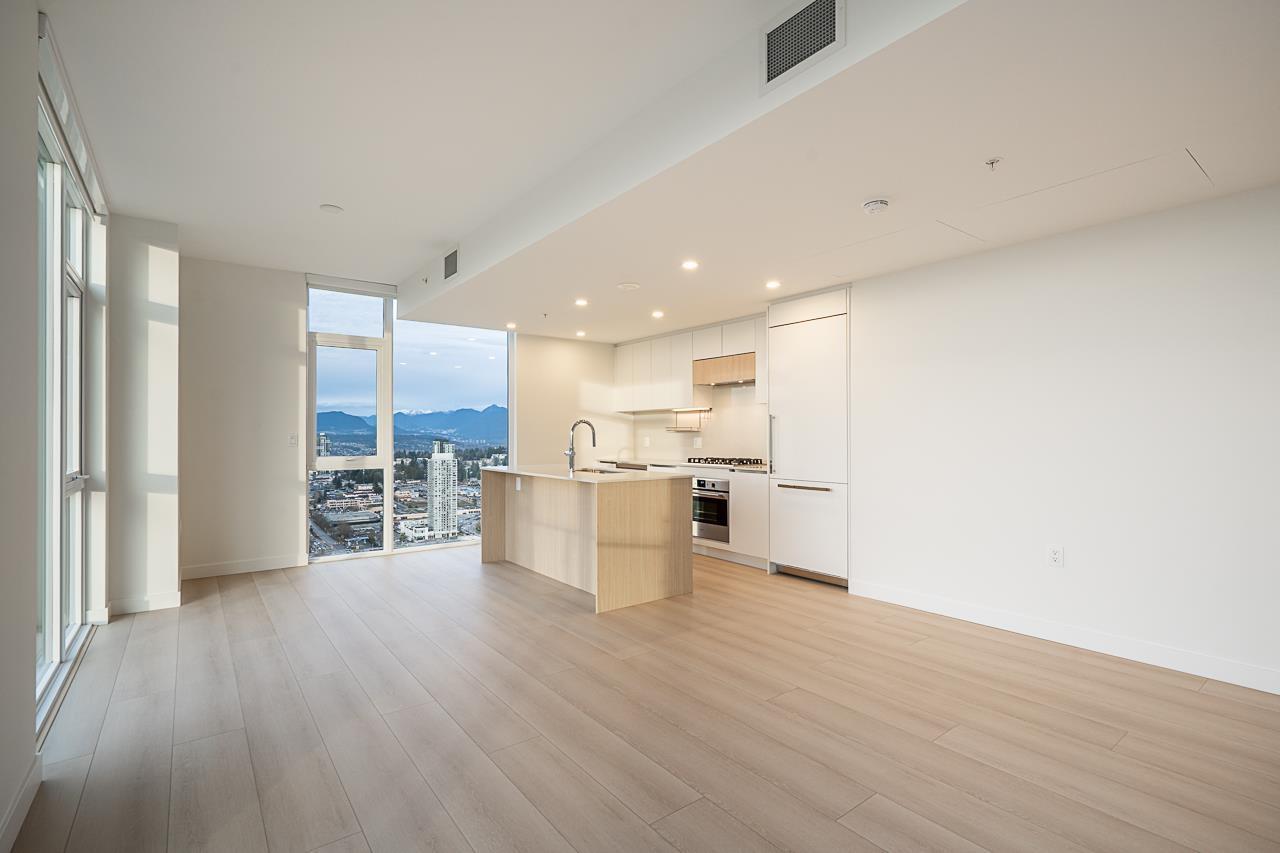 3808 13573 98a Avenue, Surrey, British Columbia  V3T 0X1 - Photo 4 - R3074320