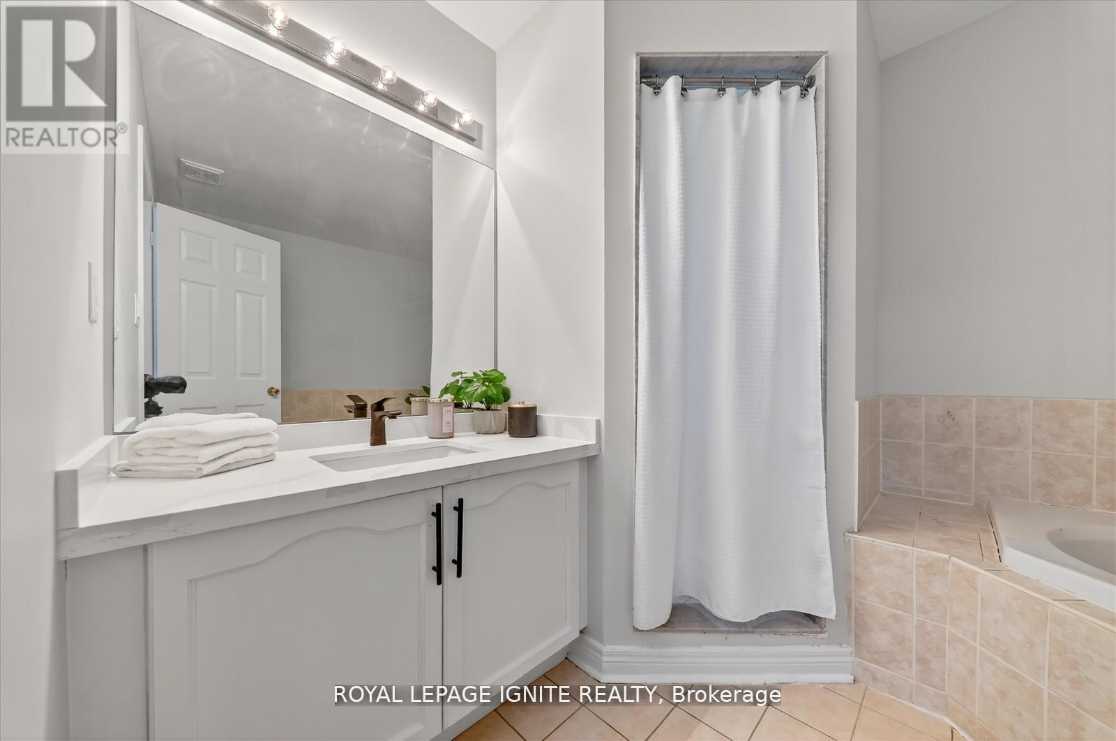 163 Seasons Drive, Toronto, Ontario  M1X 2E2 - Photo 26 - E12641728