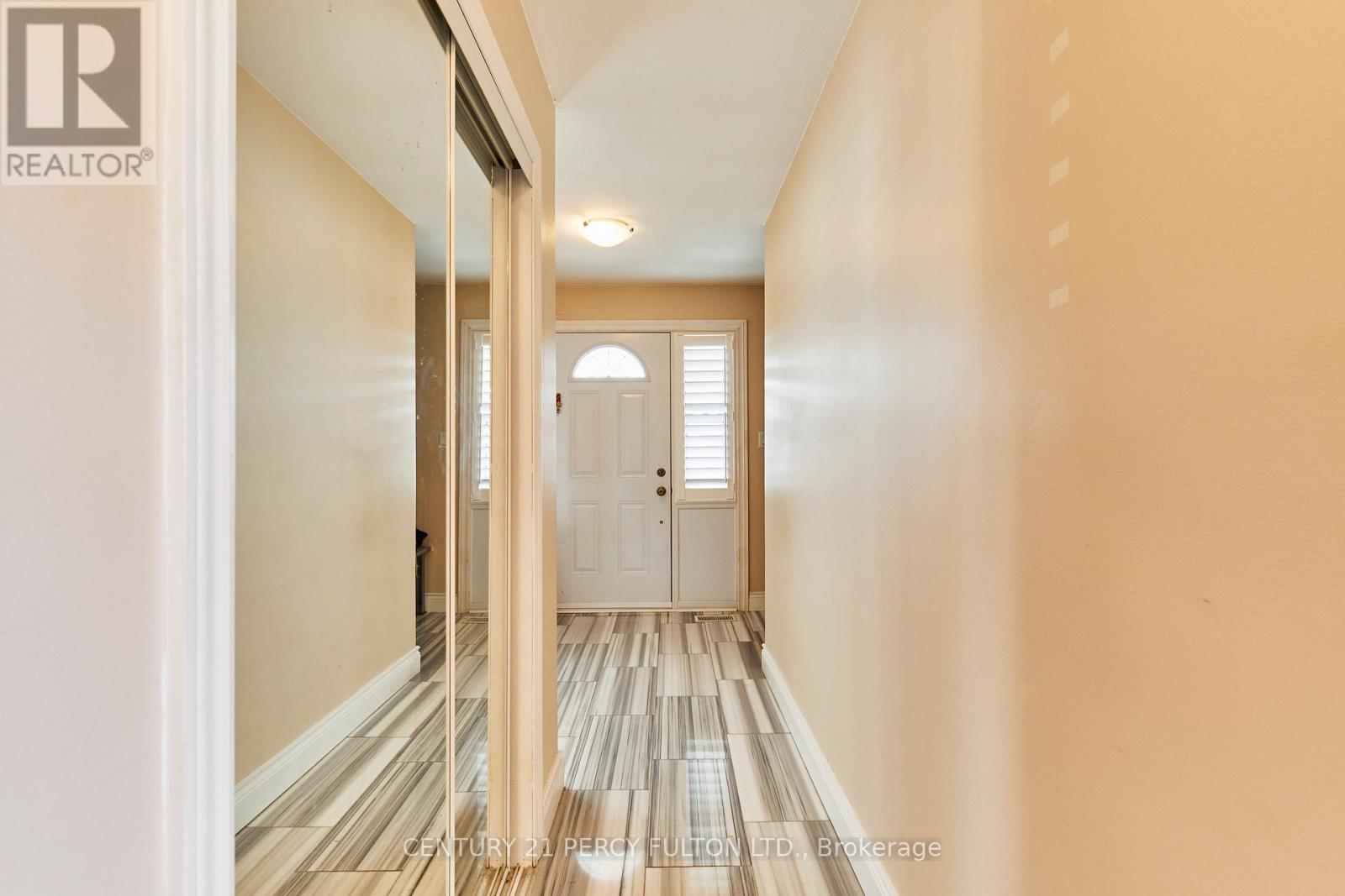 1349 Somerville Street N, Oshawa, Ontario  L1G 4L3 - Photo 5 - E12641736