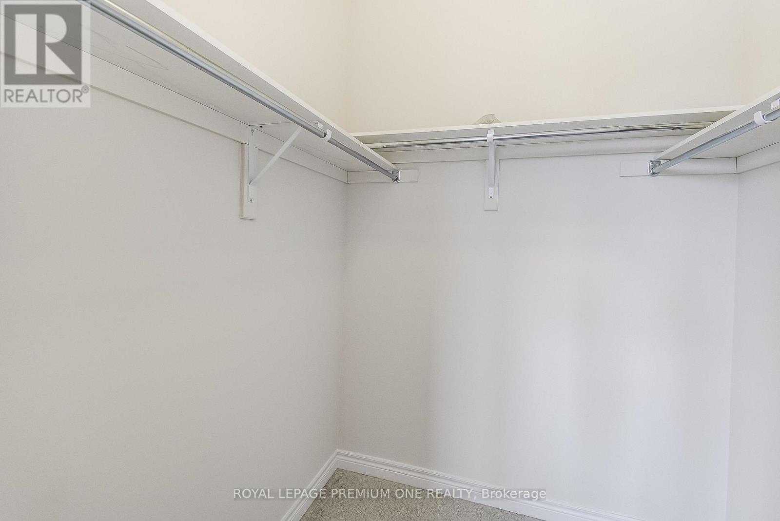 440 Kennedy Circle, Milton, Ontario  L9T 7E7 - Photo 42 - W12368294