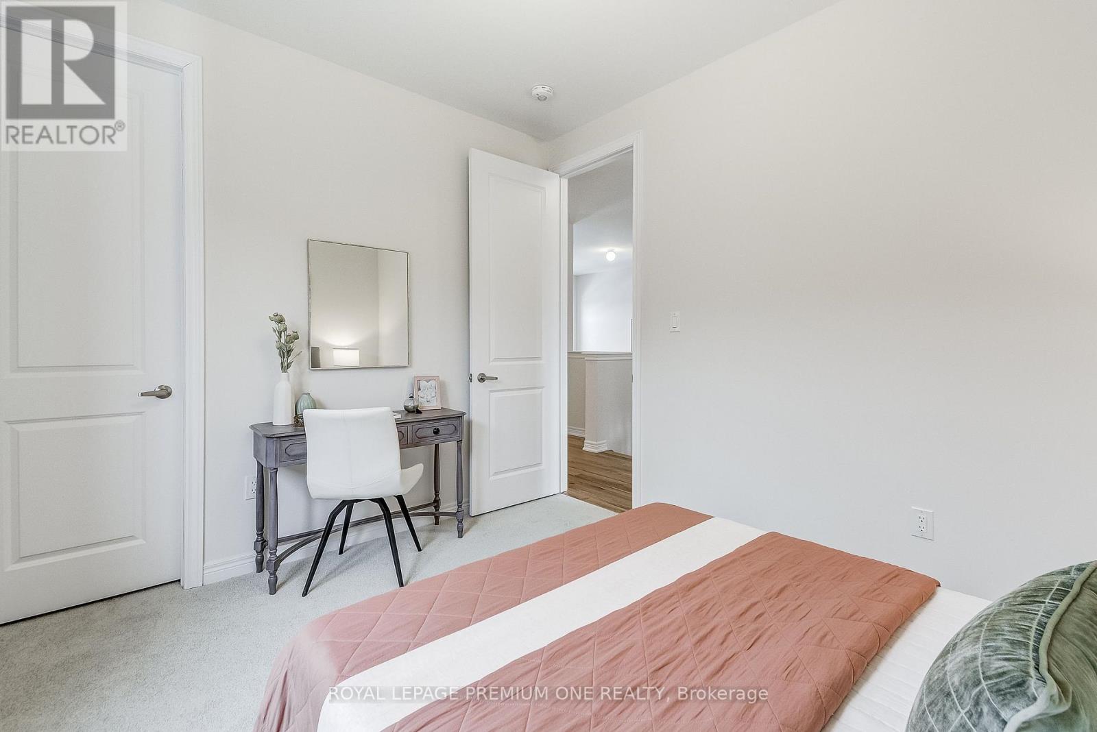 440 Kennedy Circle, Milton, Ontario  L9T 7E7 - Photo 34 - W12368294