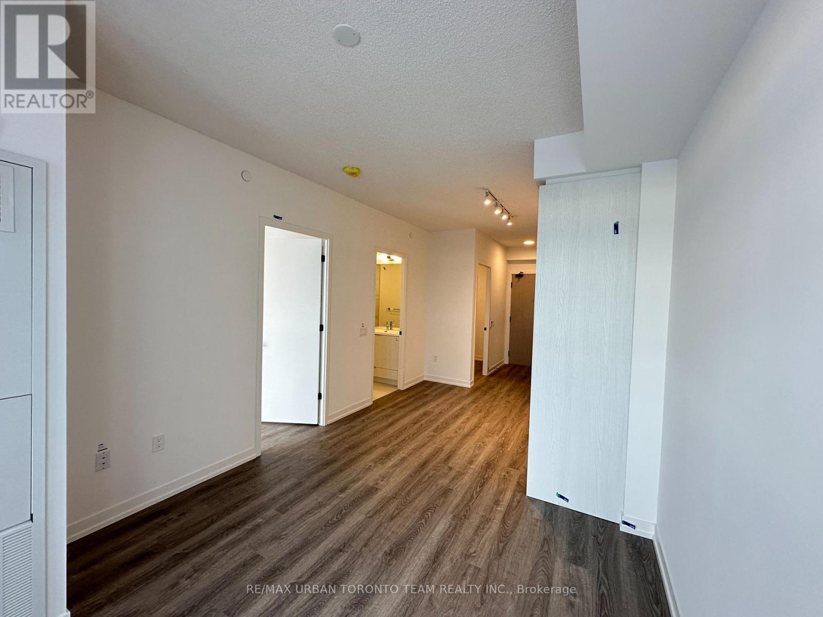 3511 - 8 Interchange Way, Vaughan, Ontario  L4K 5Z7 - Photo 7 - N12641730