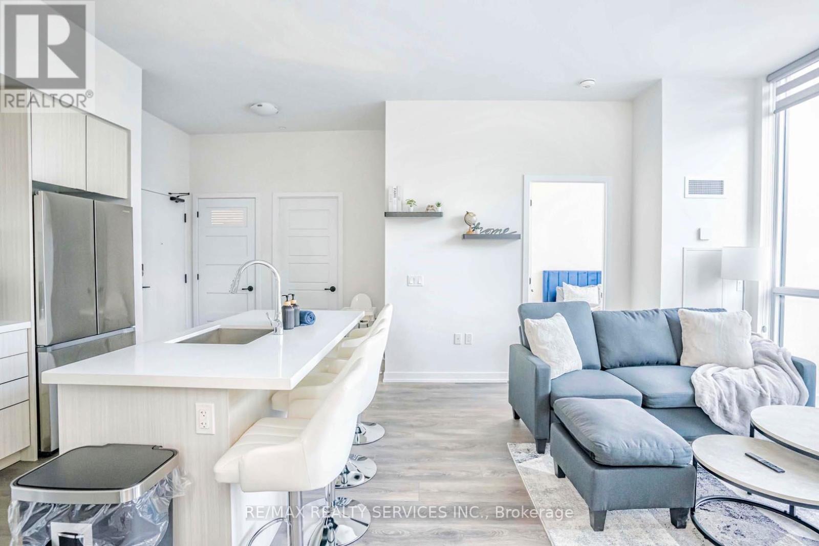 403 - 415 Sea Ray Avenue, Innisfil, Ontario  L9S 0R5 - Photo 9 - N12641760