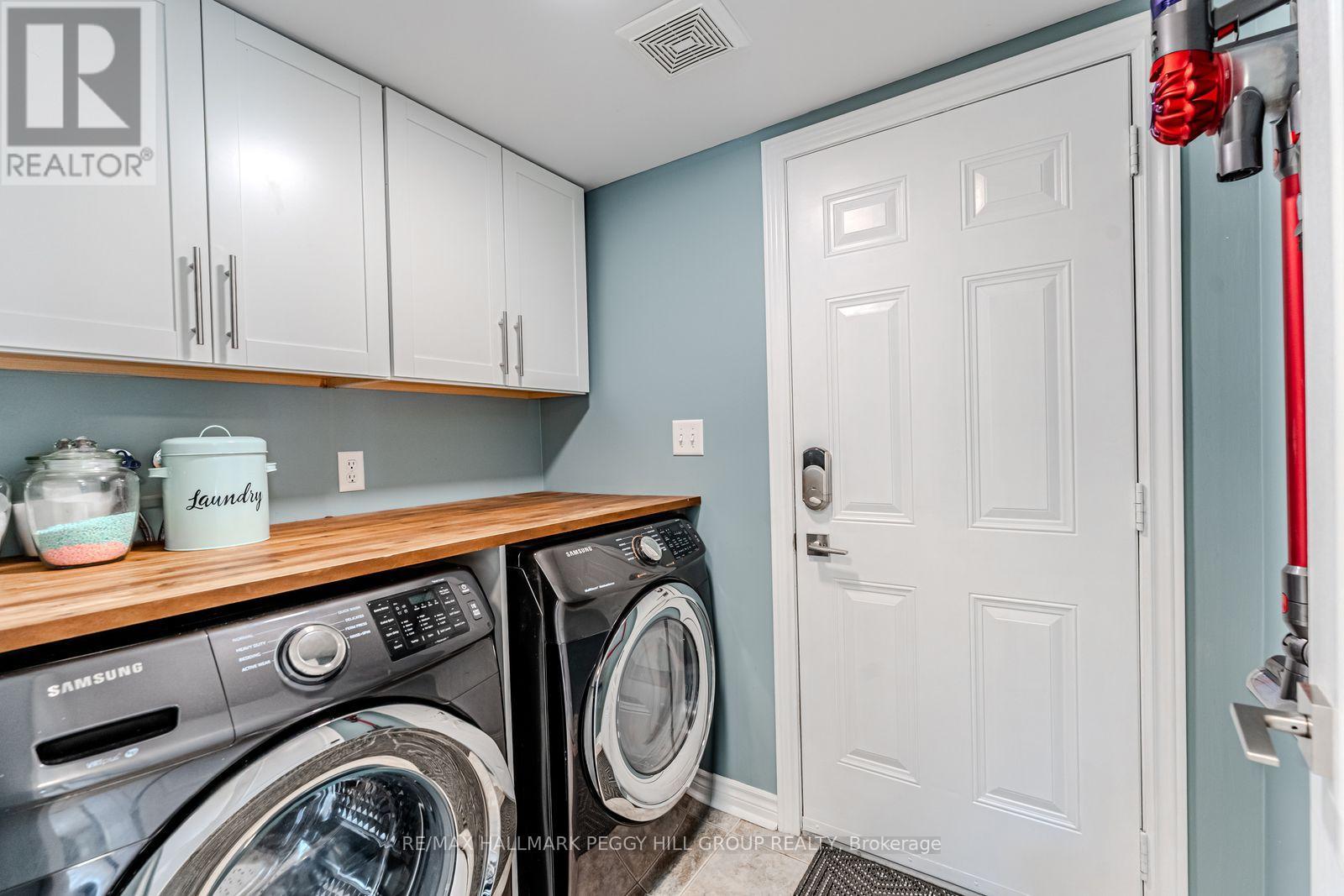 14 Regina Road, Barrie (Innis-Shore), Ontario  L4M 7J1 - Photo 10 - S12641780