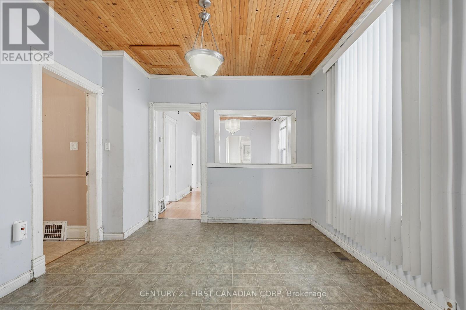 1050 Florence Street, London East, Ontario  N5W 2Z2 - Photo 12 - X12641868