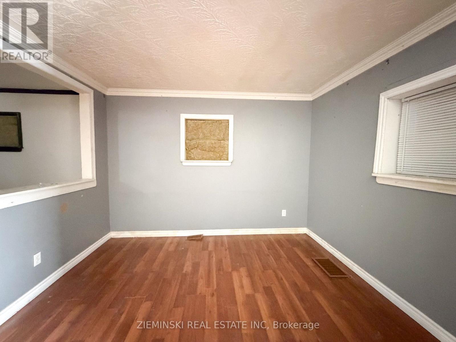 157 Pine Street N, Timmins, Ontario  P4N 6K9 - Photo 3 - T12641862