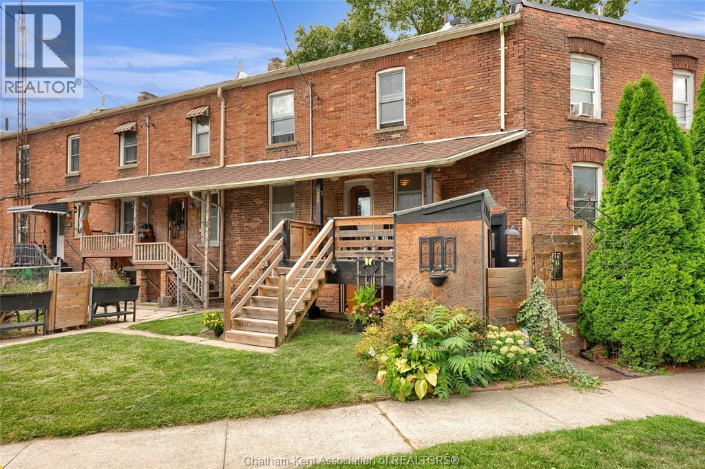 154 Grand Avenue East, Chatham, Ontario  N7L 1W2 - Photo 2 - 25031859