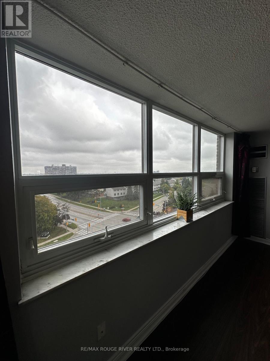 804 - 4 Lisa Street, Brampton, Ontario  L6T 4B6 - Photo 10 - W12421189