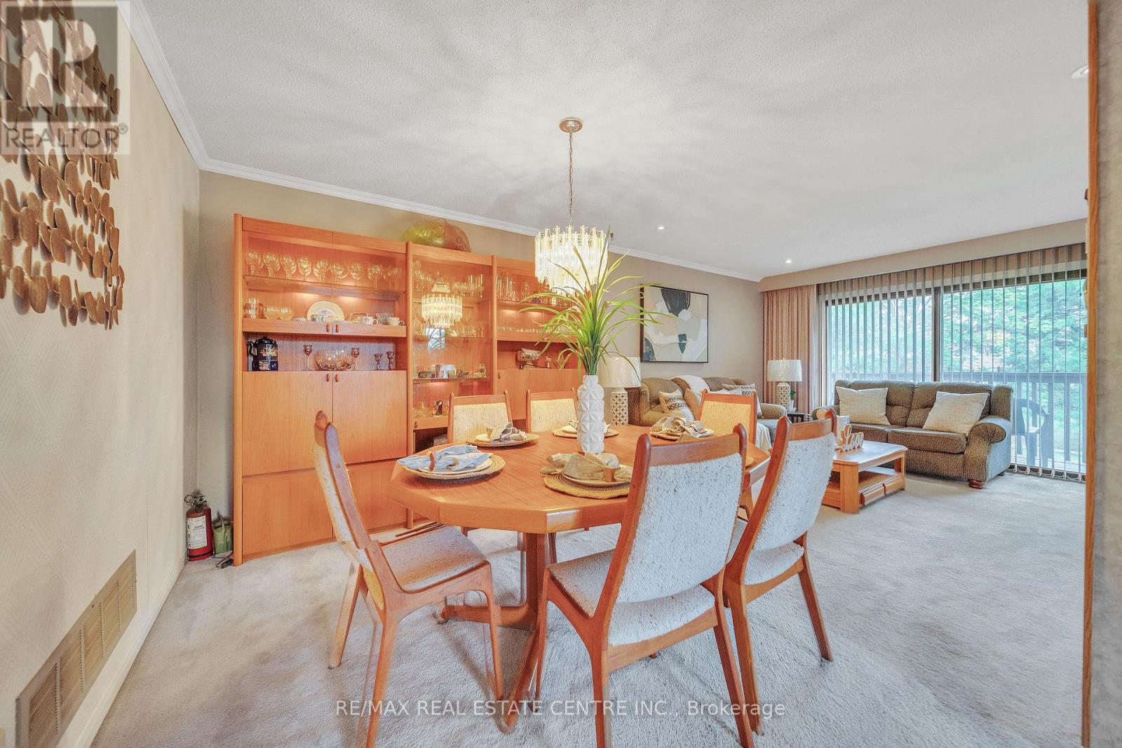 54 Braidwood Lake Road, Brampton, Ontario  L6Z 1X6 - Photo 13 - W12497950