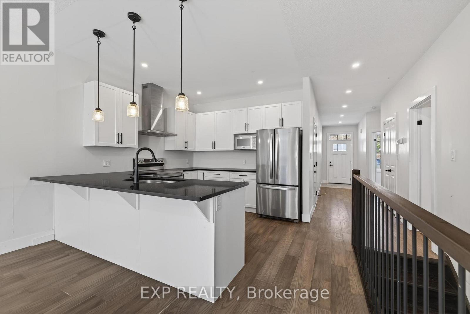 7 South Court Street W, Norwich, Ontario  N0J 1P0 - Photo 5 - X12603040