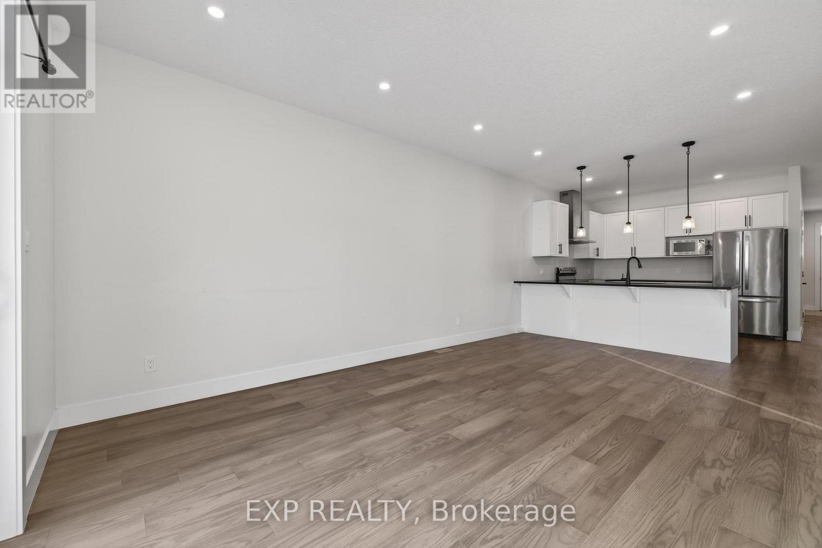 7 South Court Street W, Norwich, Ontario  N0J 1P0 - Photo 8 - X12603040