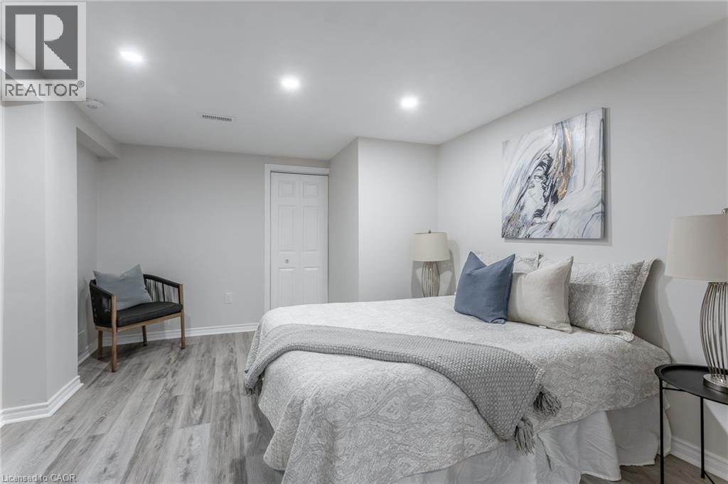 260 Foxbar Road, Burlington, Ontario  L7L 3A3 - Photo 31 - 40793910