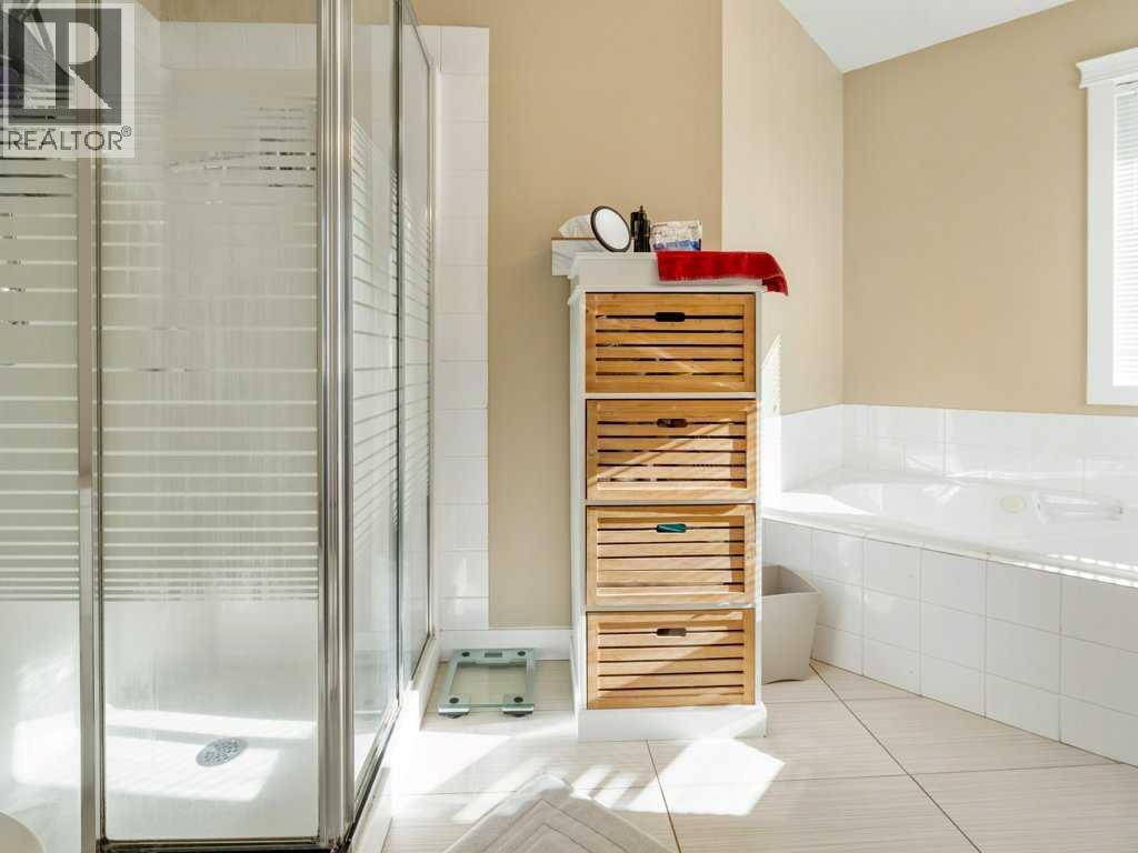 425 Fairmont Boulevard S, Lethbridge, Alberta  T1K 7G2 - Photo 24 - A2267871