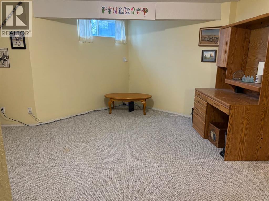 425 Fairmont Boulevard S, Lethbridge, Alberta  T1K 7G2 - Photo 29 - A2267871