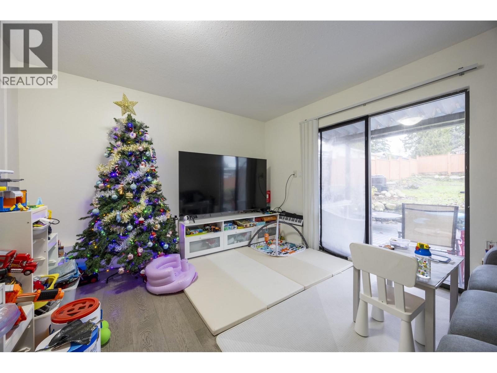 387 Mundy Street, Coquitlam, British Columbia  V3K 5M9 - Photo 13 - R3074431