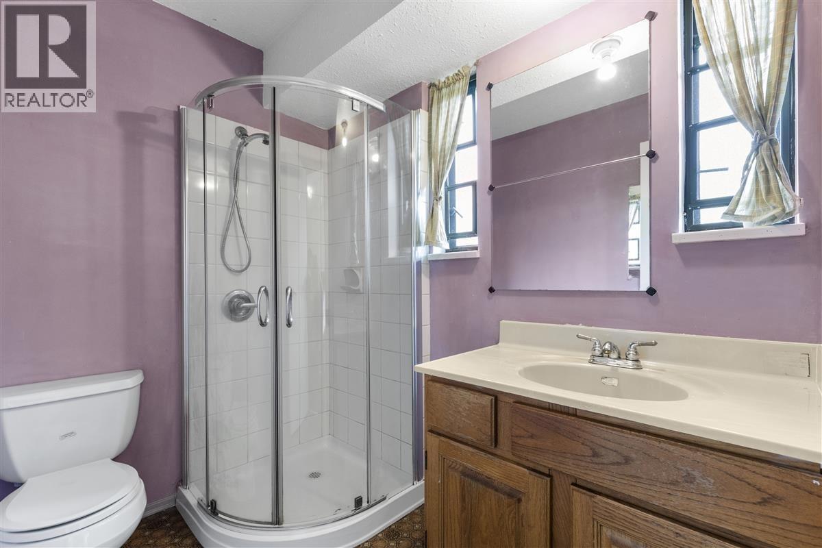 387 Mundy Street, Coquitlam, British Columbia  V3K 5M9 - Photo 16 - R3074431