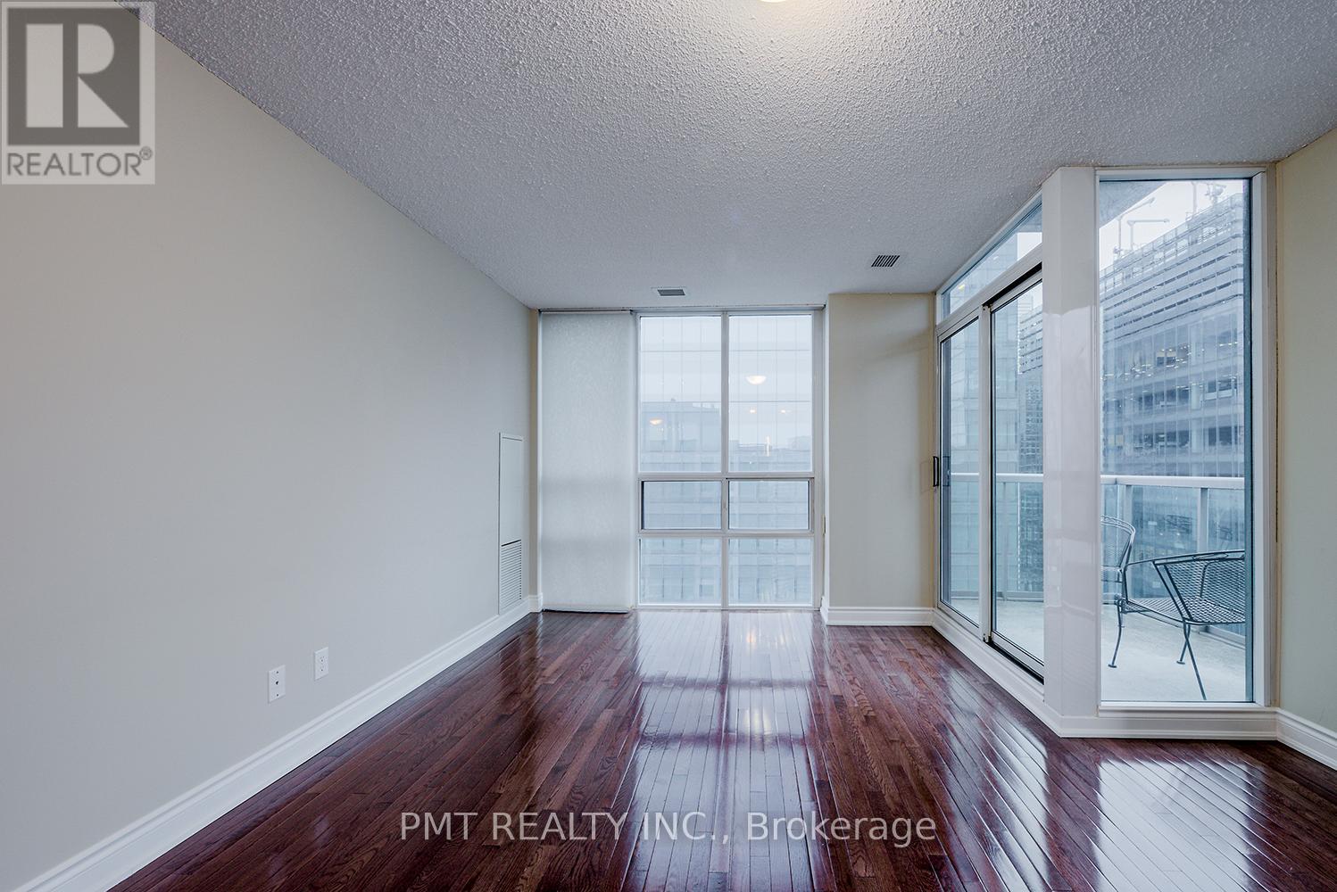 Ph06 - 30 Grand Trunk Crescent, Toronto, Ontario  M5J 3A4 - Photo 12 - C12641784