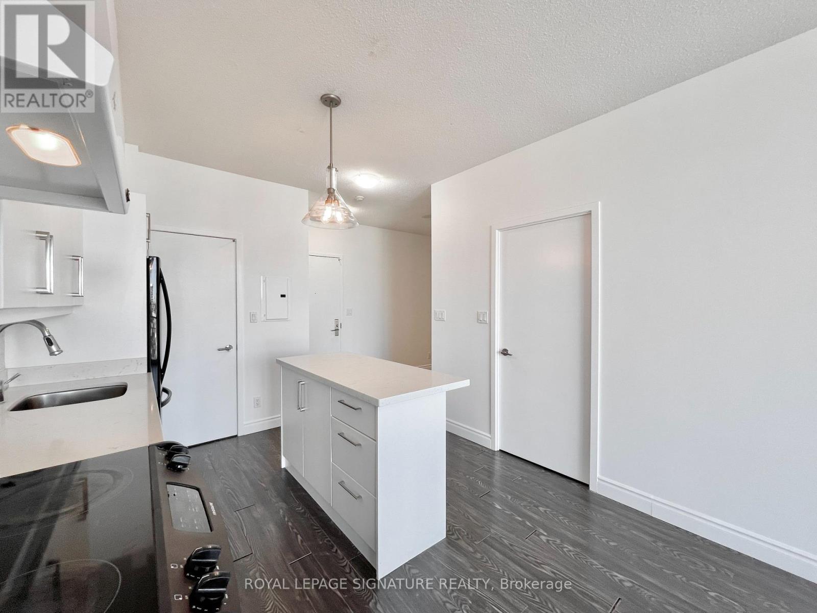 2705 - 126 Simcoe Street, Toronto, Ontario  M5H 4E6 - Photo 15 - C12641810