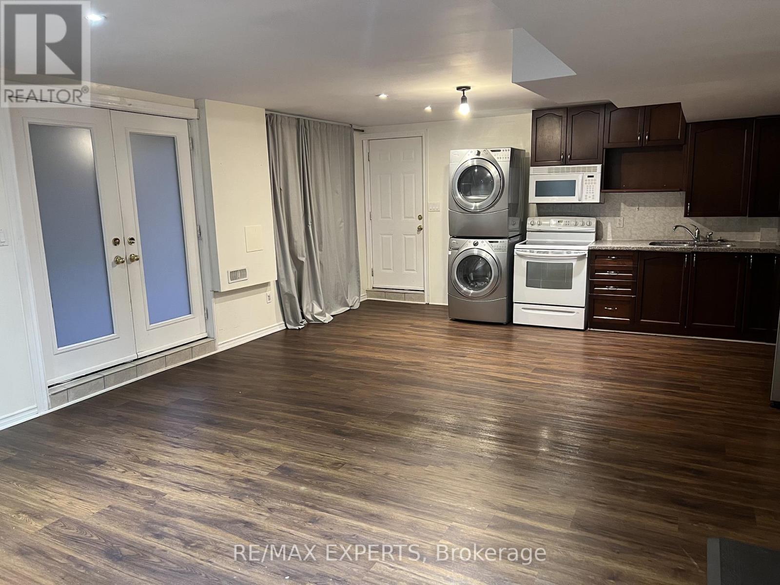 Bsmt - 814 Wingarden Crescent, Pickering, Ontario  L1V 0C2 - Photo 11 - E12641786