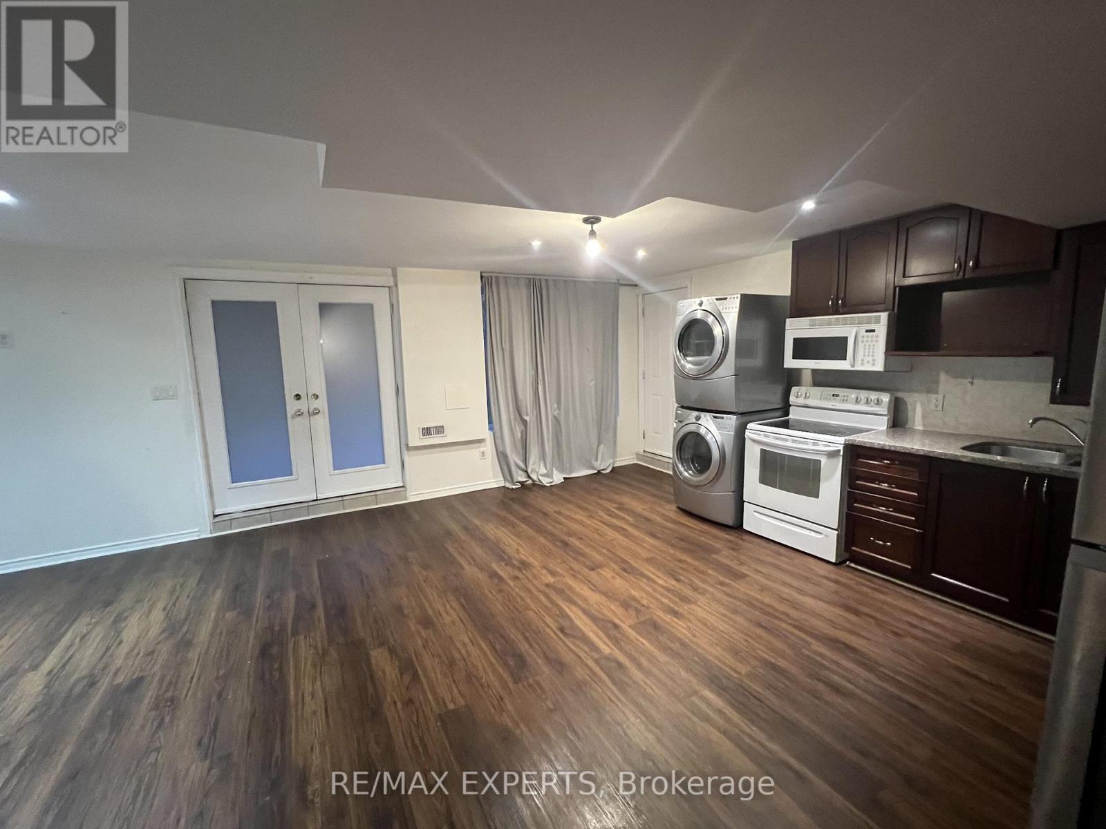 Bsmt - 814 Wingarden Crescent, Pickering, Ontario  L1V 0C2 - Photo 13 - E12641786