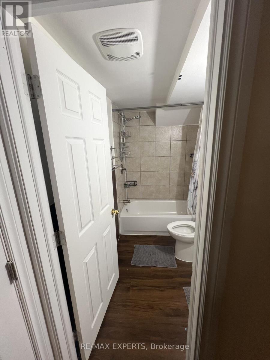 Bsmt - 814 Wingarden Crescent, Pickering, Ontario  L1V 0C2 - Photo 16 - E12641786