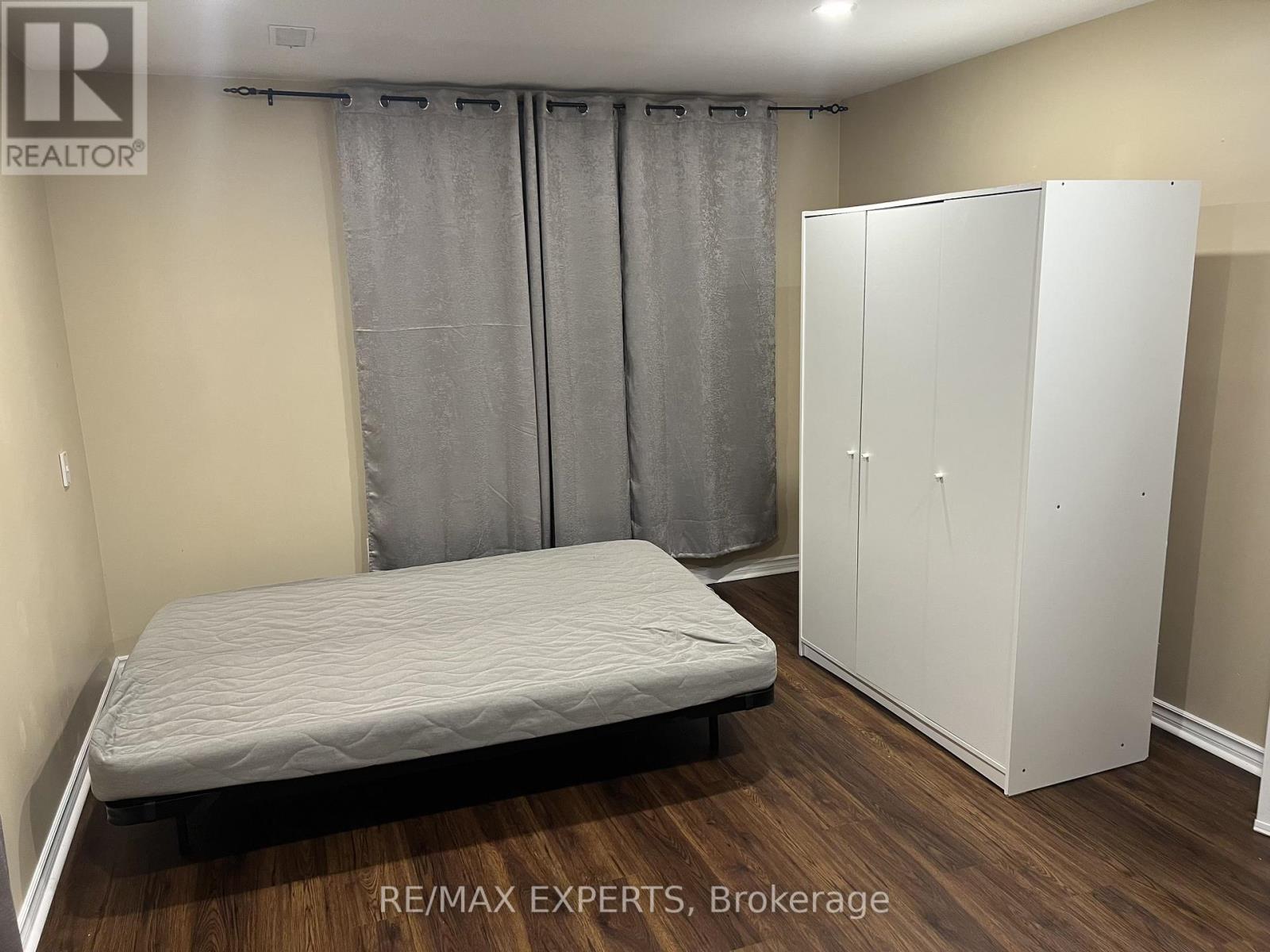 Bsmt - 814 Wingarden Crescent, Pickering, Ontario  L1V 0C2 - Photo 9 - E12641786