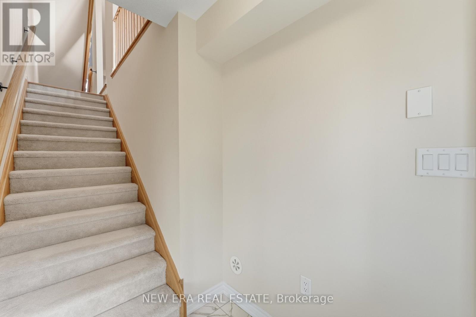 6 Malone Lane, Clarington, Ontario  L1E 0H8 - Photo 5 - E12641820