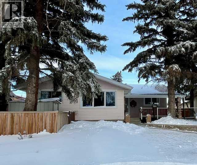 6508 45 Avenue, Camrose, Alberta  T4V 0C5 - Photo 1 - A2241644