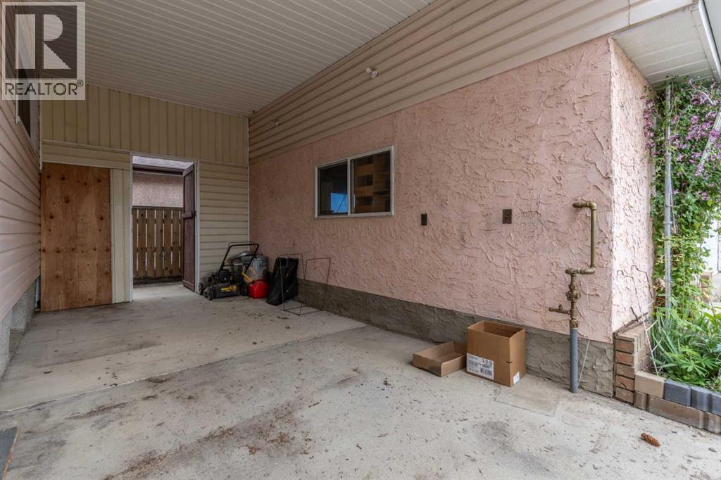 6508 45 Avenue, Camrose, Alberta  T4V 0C5 - Photo 33 - A2241644