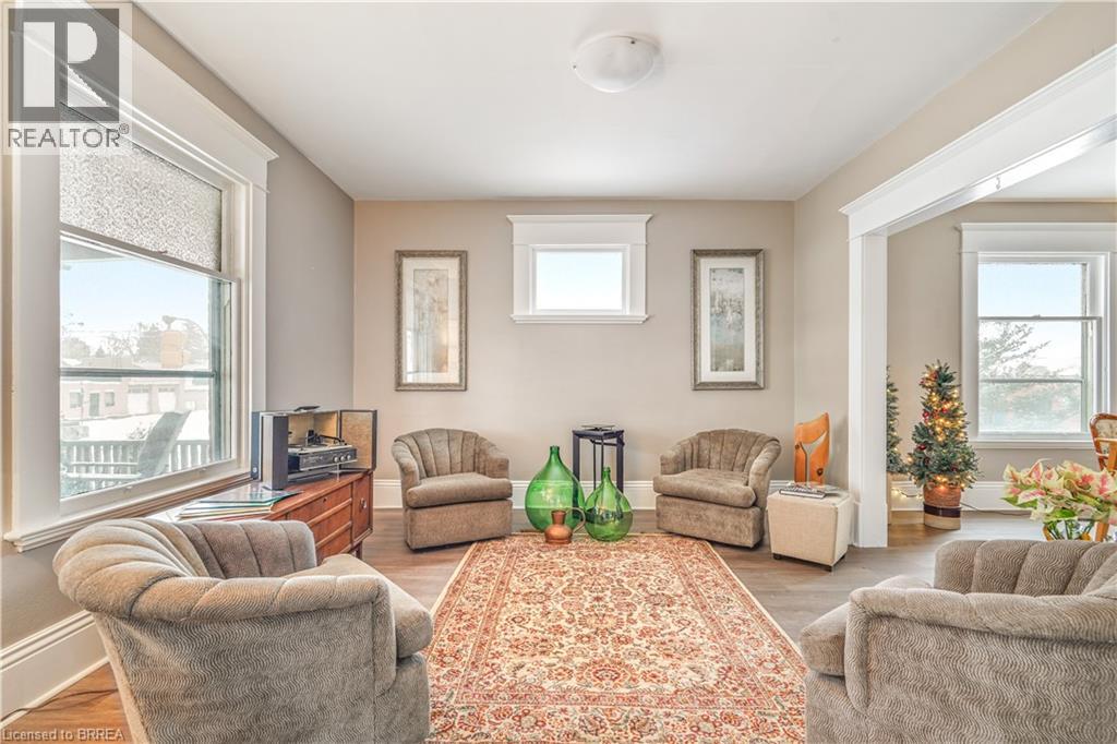 353 Dalhousie Street, Brantford, Ontario  N3S 3V9 - Photo 10 - 40793679