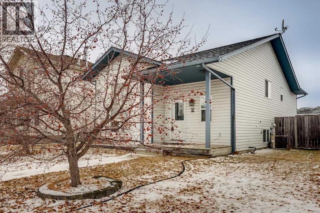 4 Hagerman Road, Sylvan Lake, Alberta  T4S 2K3 - Photo 3 - A2274450