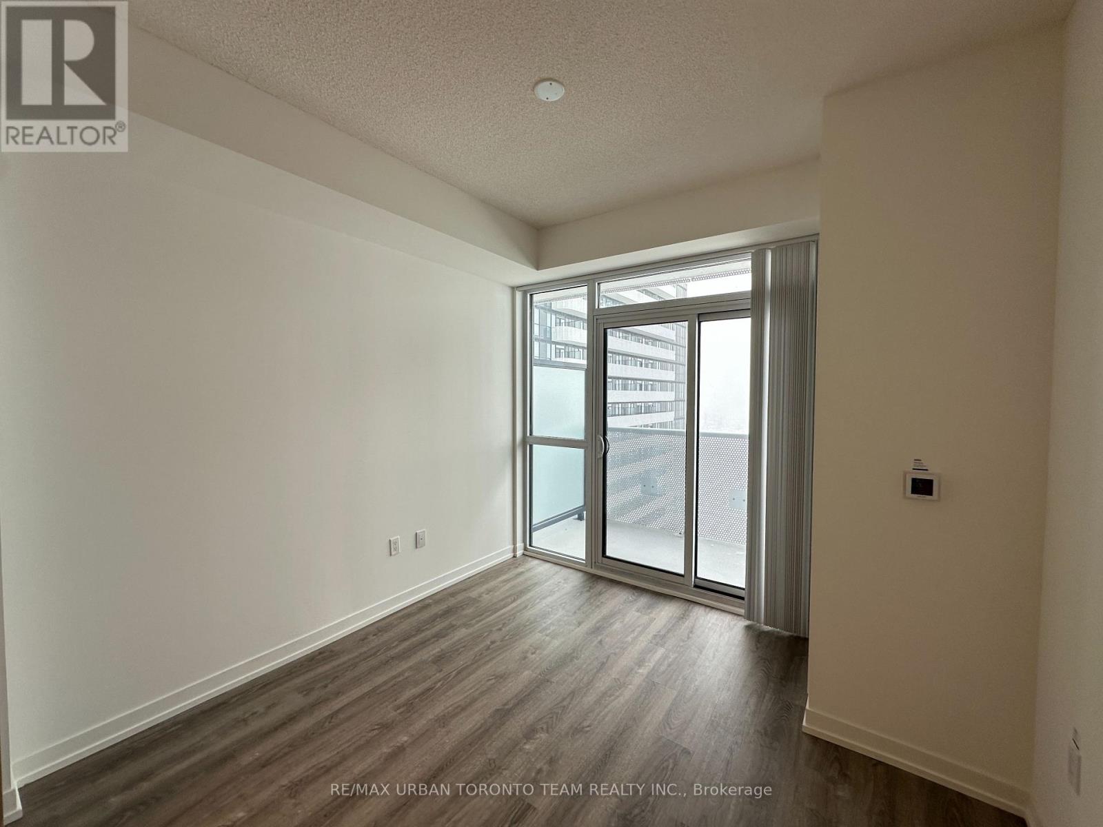 3811 - 8 Interchange Way, Vaughan, Ontario  L4K 5Z7 - Photo 8 - N12641794