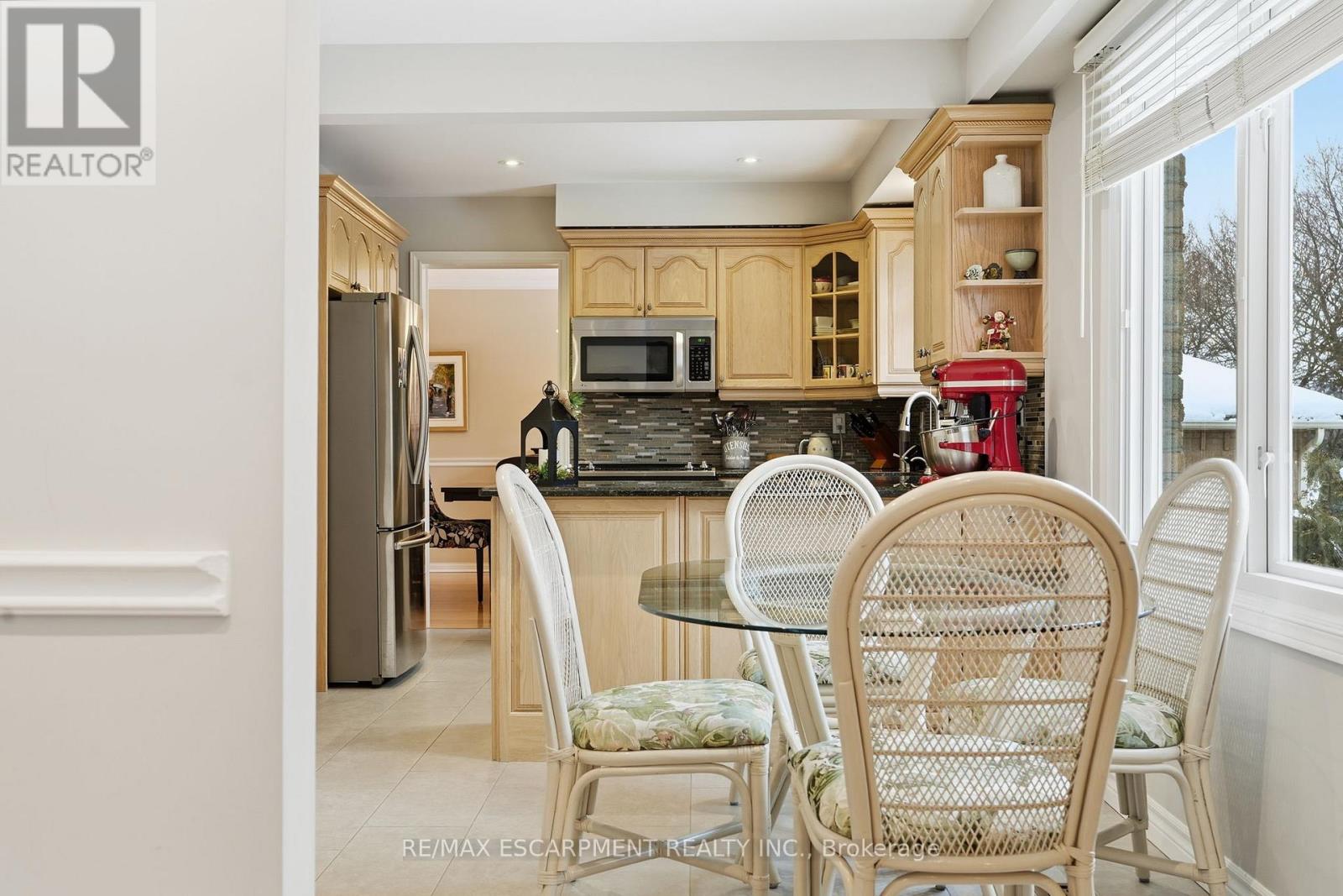 92 Briarwood Road, Markham, Ontario  L3R 2X3 - Photo 15 - N12641826