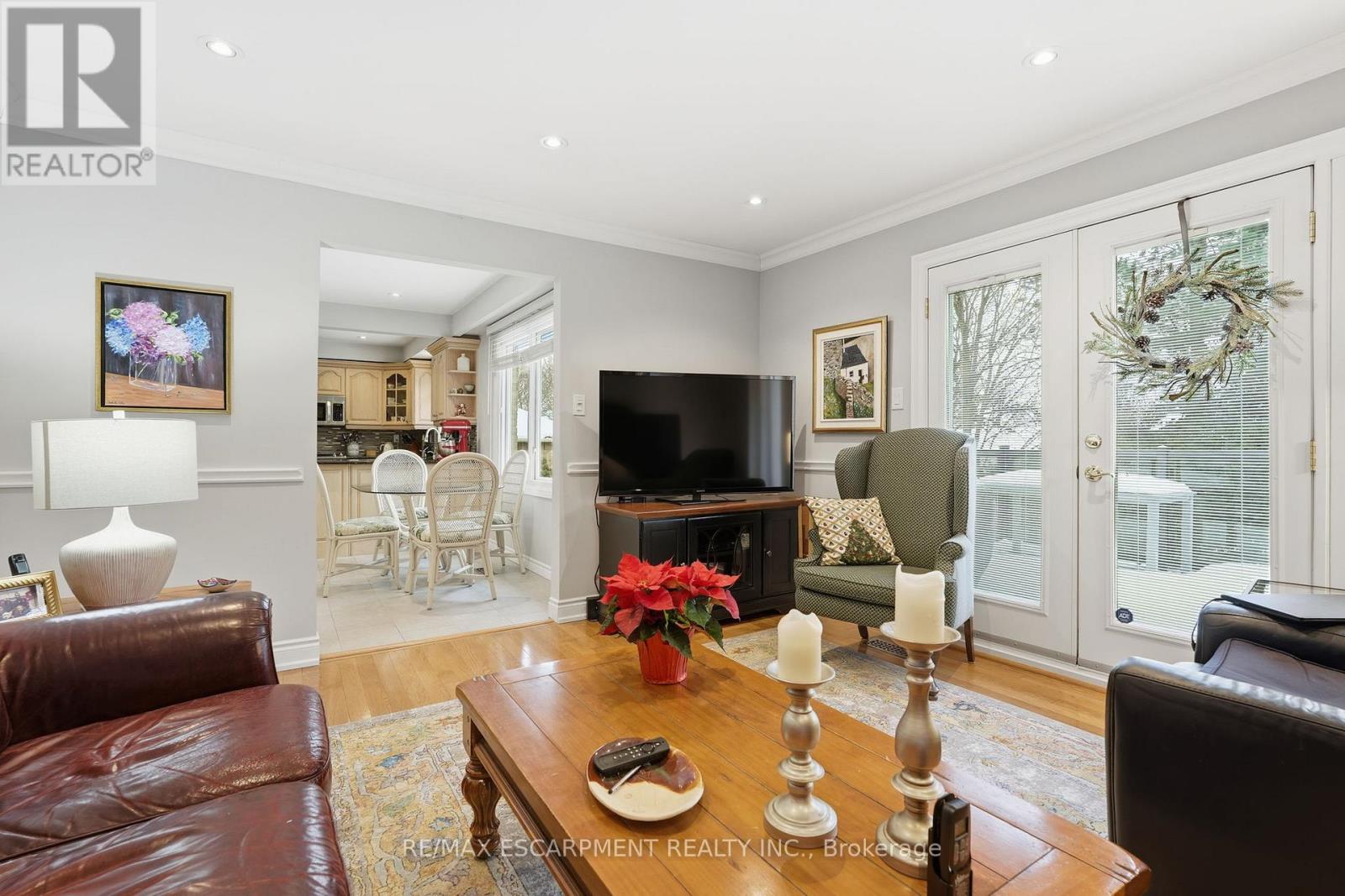 92 Briarwood Road, Markham, Ontario  L3R 2X3 - Photo 18 - N12641826