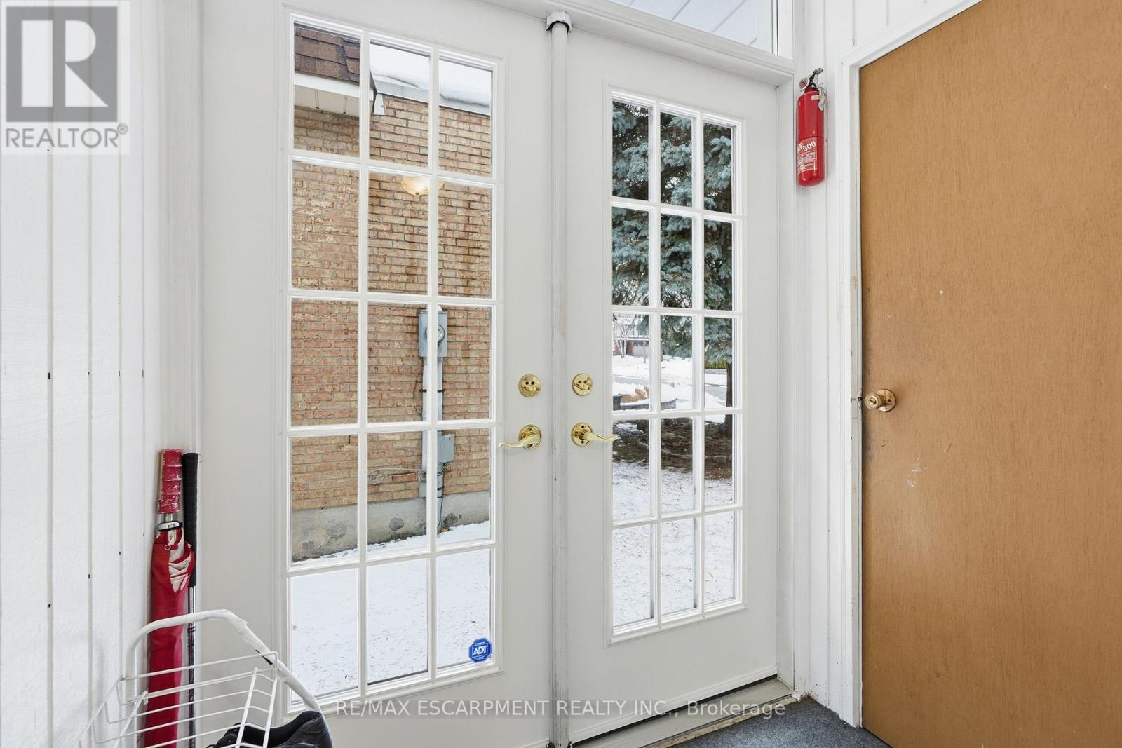 92 Briarwood Road, Markham, Ontario  L3R 2X3 - Photo 23 - N12641826