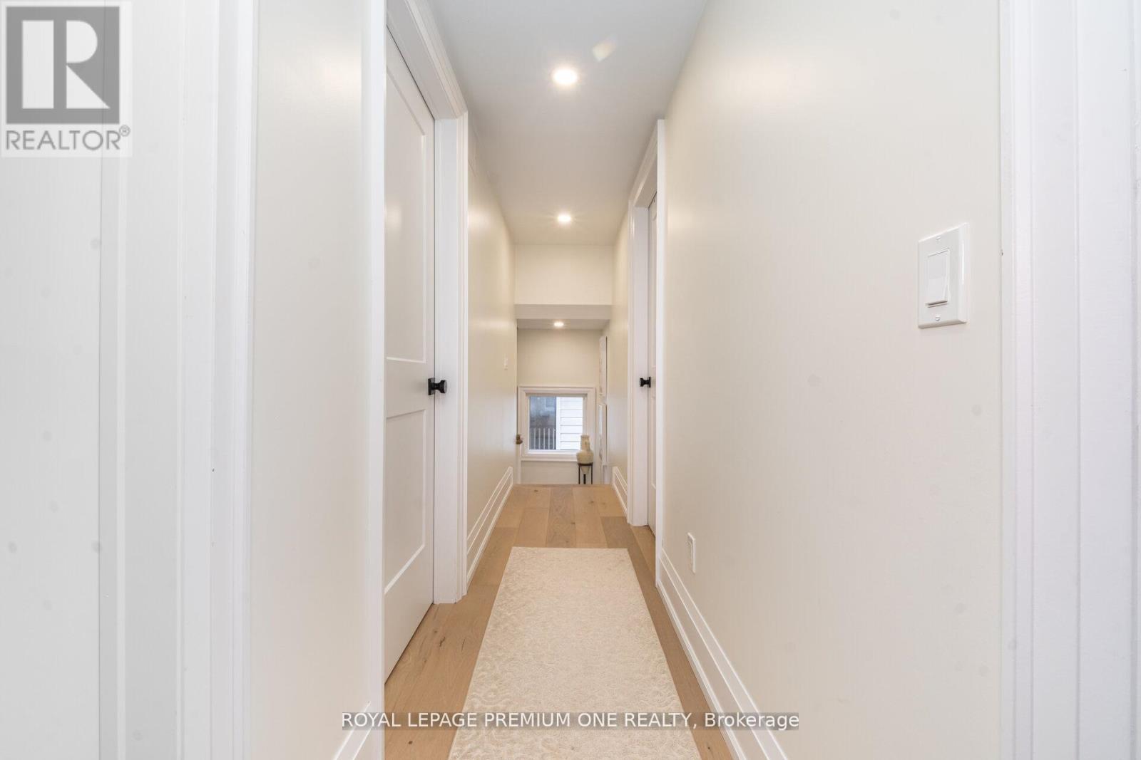 301 Court Street, Newmarket, Ontario  L3Y 3S6 - Photo 29 - N12641840