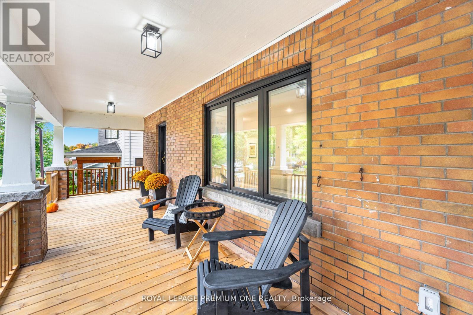 301 Court Street, Newmarket, Ontario  L3Y 3S6 - Photo 9 - N12641840