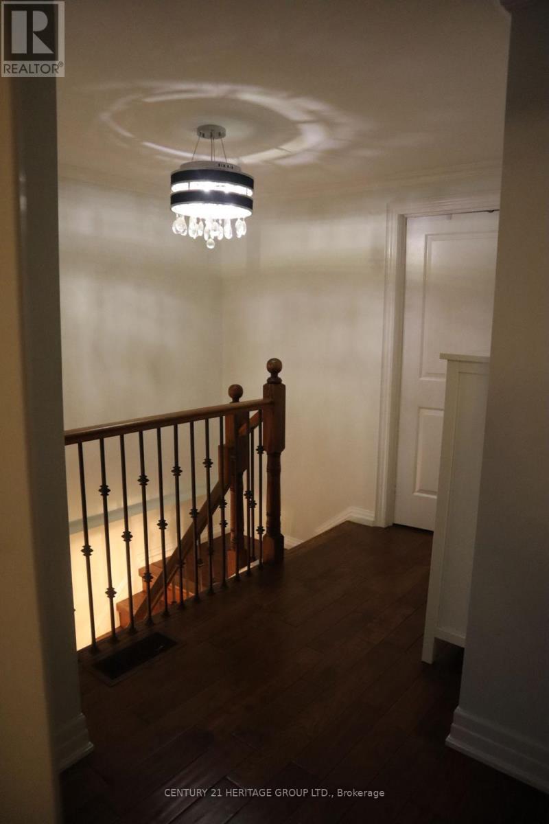 Main Fl. - 91 Spyglass Hill Road, Vaughan, Ontario  L4E 2K6 - Photo 13 - N12641852