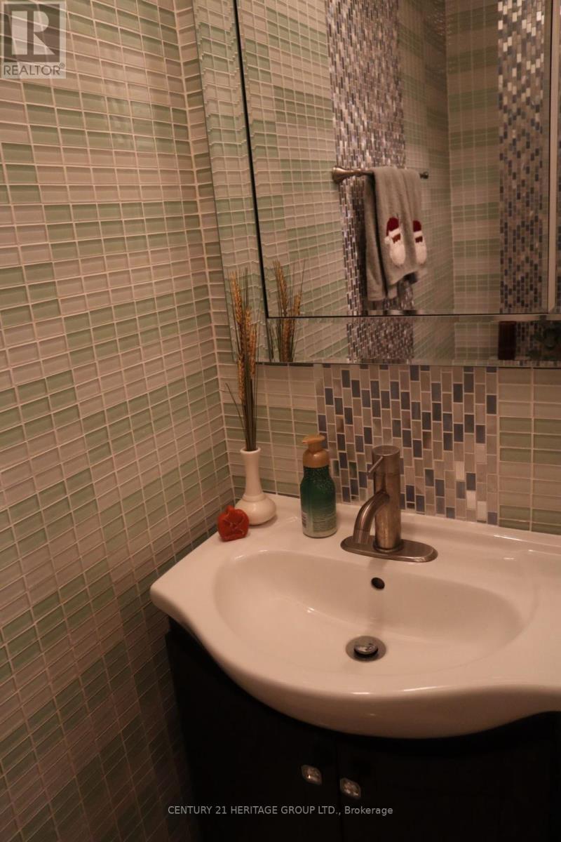 Main Fl. - 91 Spyglass Hill Road, Vaughan, Ontario  L4E 2K6 - Photo 14 - N12641852