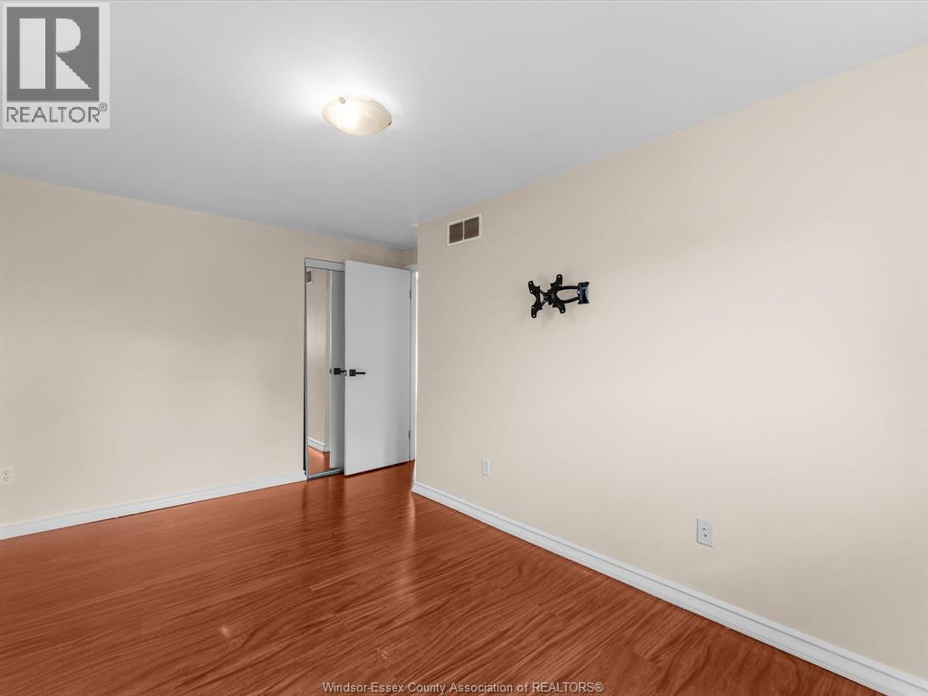 9712 Lynngrove Crescent, Windsor, Ontario N8R 1B7 - Photo 21 - 25031842