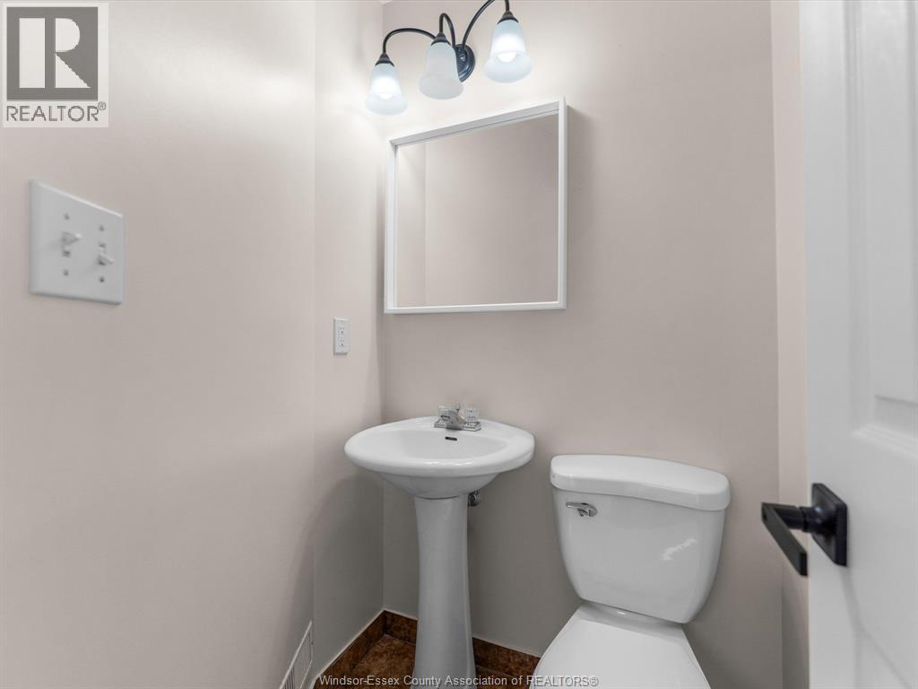 9712 Lynngrove Crescent, Windsor, Ontario N8R 1B7 - Photo 22 - 25031842