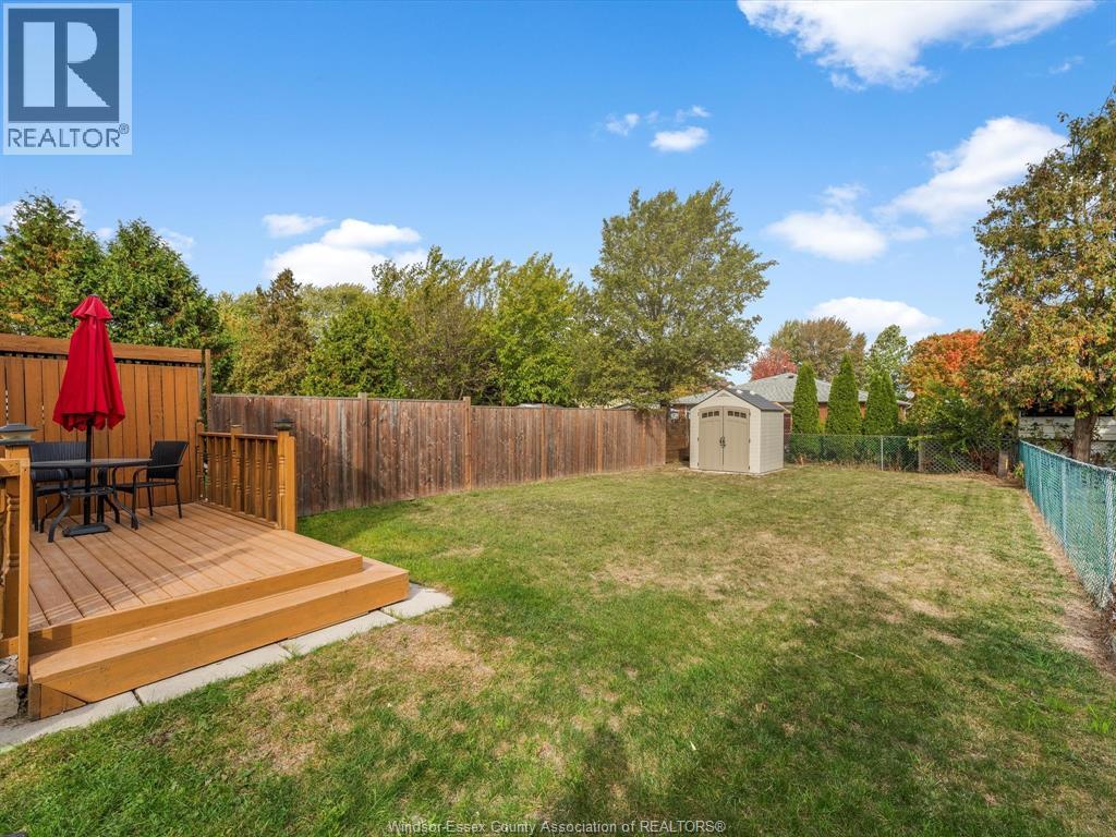 9712 Lynngrove Crescent, Windsor, Ontario N8R 1B7 - Photo 31 - 25031842