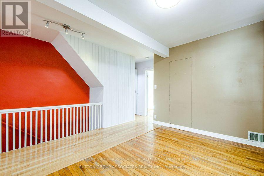 50 Lappin Avenue, Toronto, Ontario  M6H 1Y4 - Photo 12 - W12641832