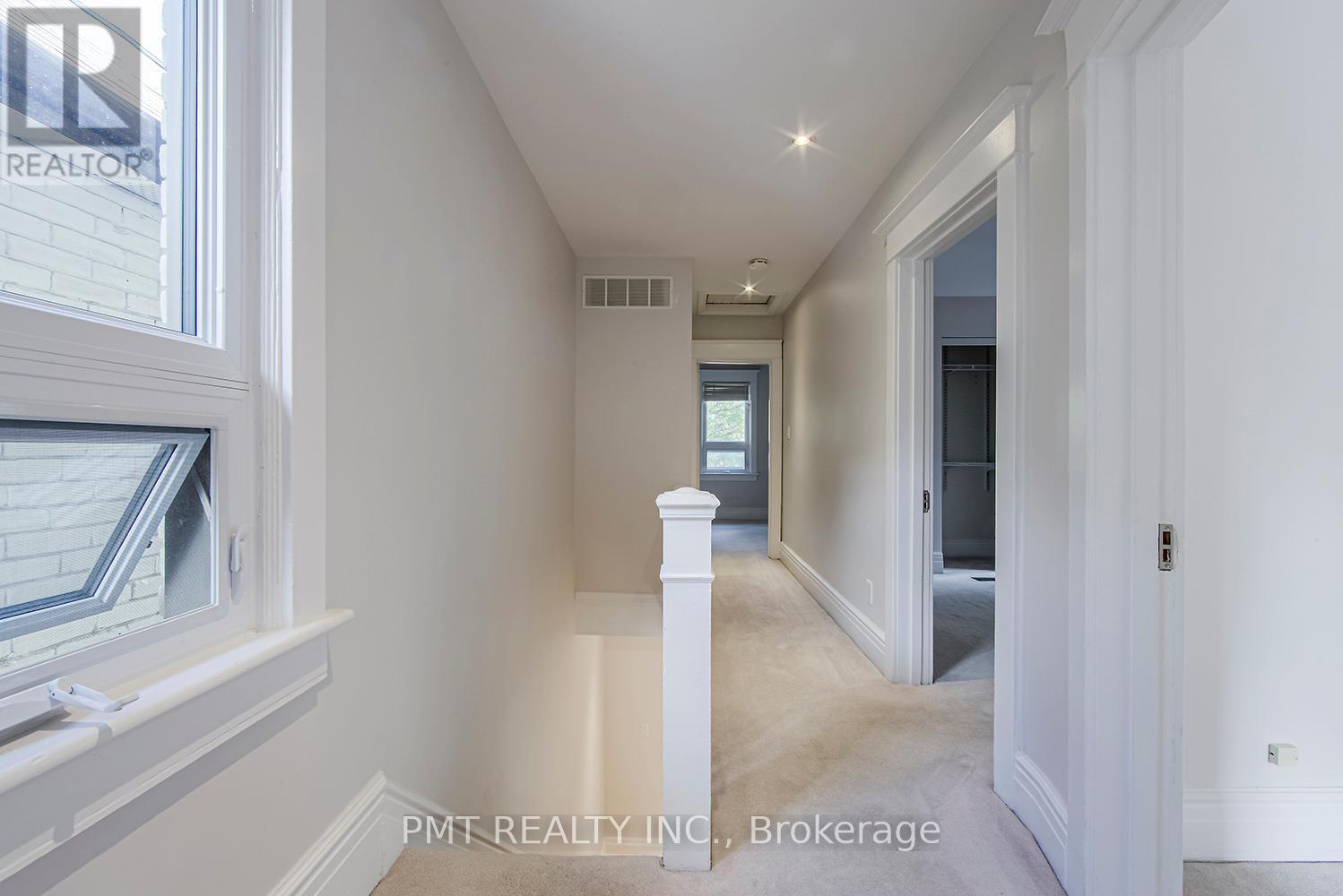 Main - 39 Windermere Avenue, Toronto, Ontario  M6S 3J3 - Photo 13 - W12641848