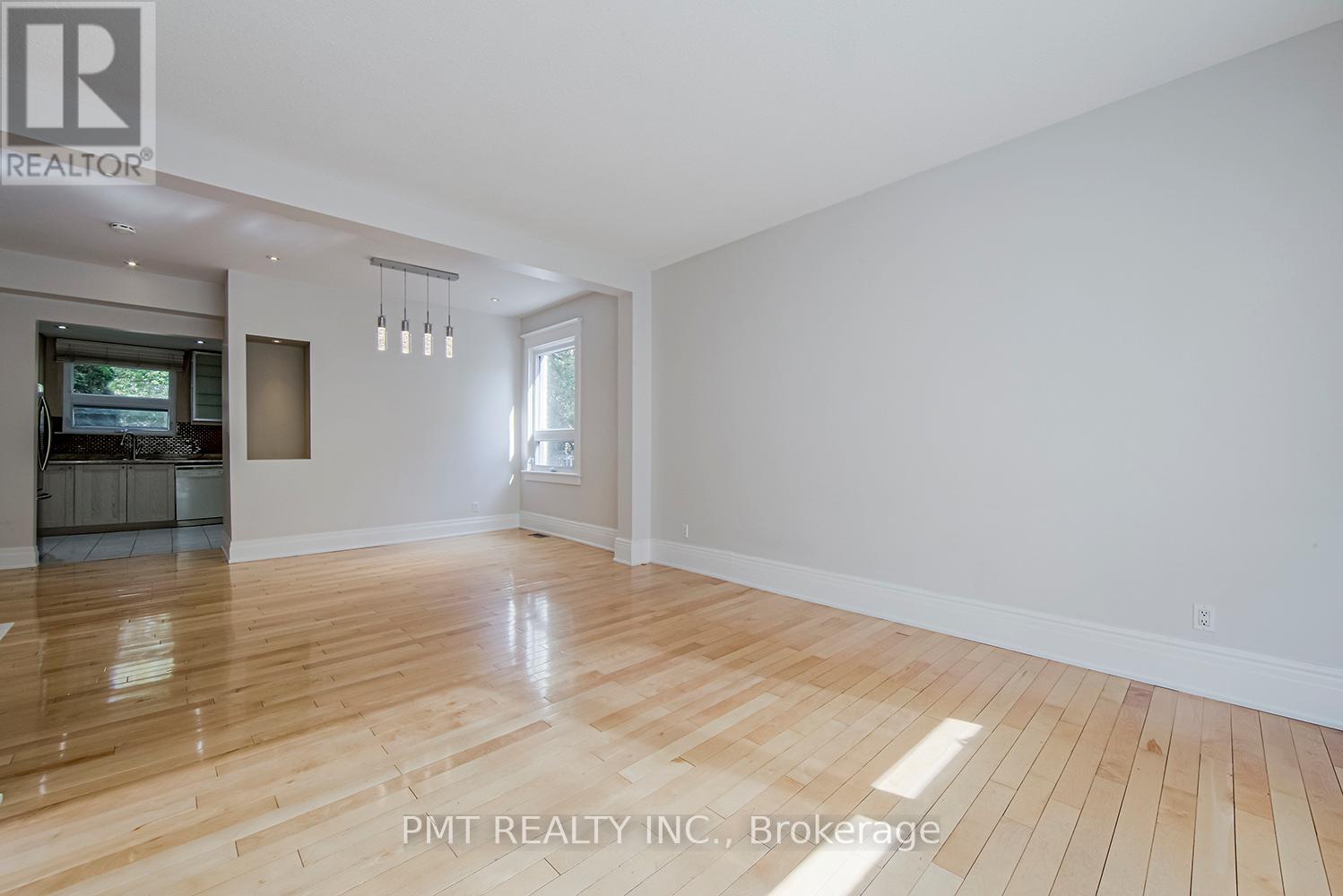 Main - 39 Windermere Avenue, Toronto, Ontario  M6S 3J3 - Photo 3 - W12641848