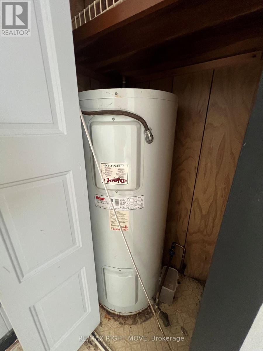 1052 4 Seasons Road, Gravenhurst, Ontario  P0E 1N0 - Photo 20 - X12641804