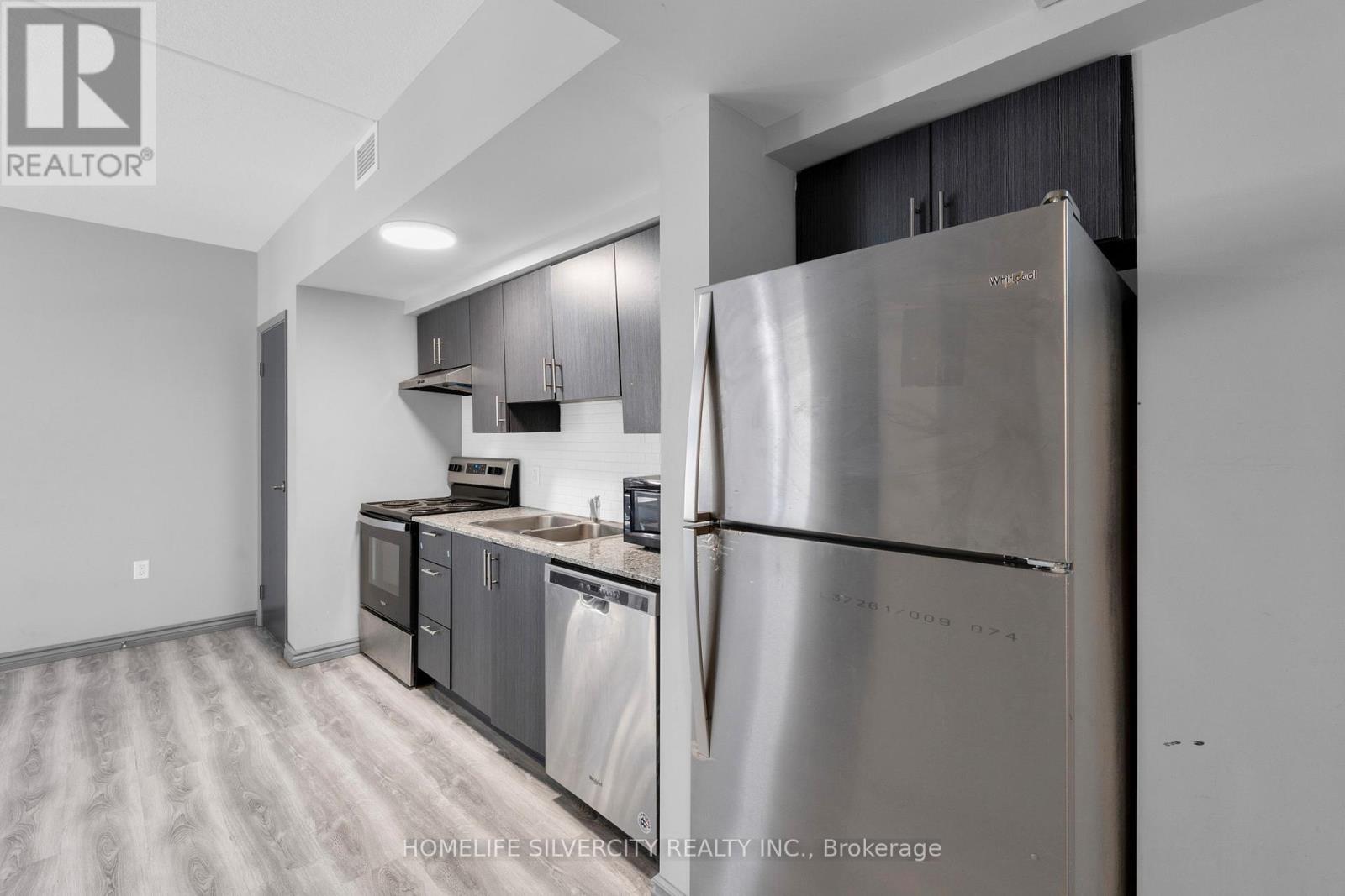 A405 - 275 Larch Street, Waterloo, Ontario  N2L 0J1 - Photo 14 - X12641838