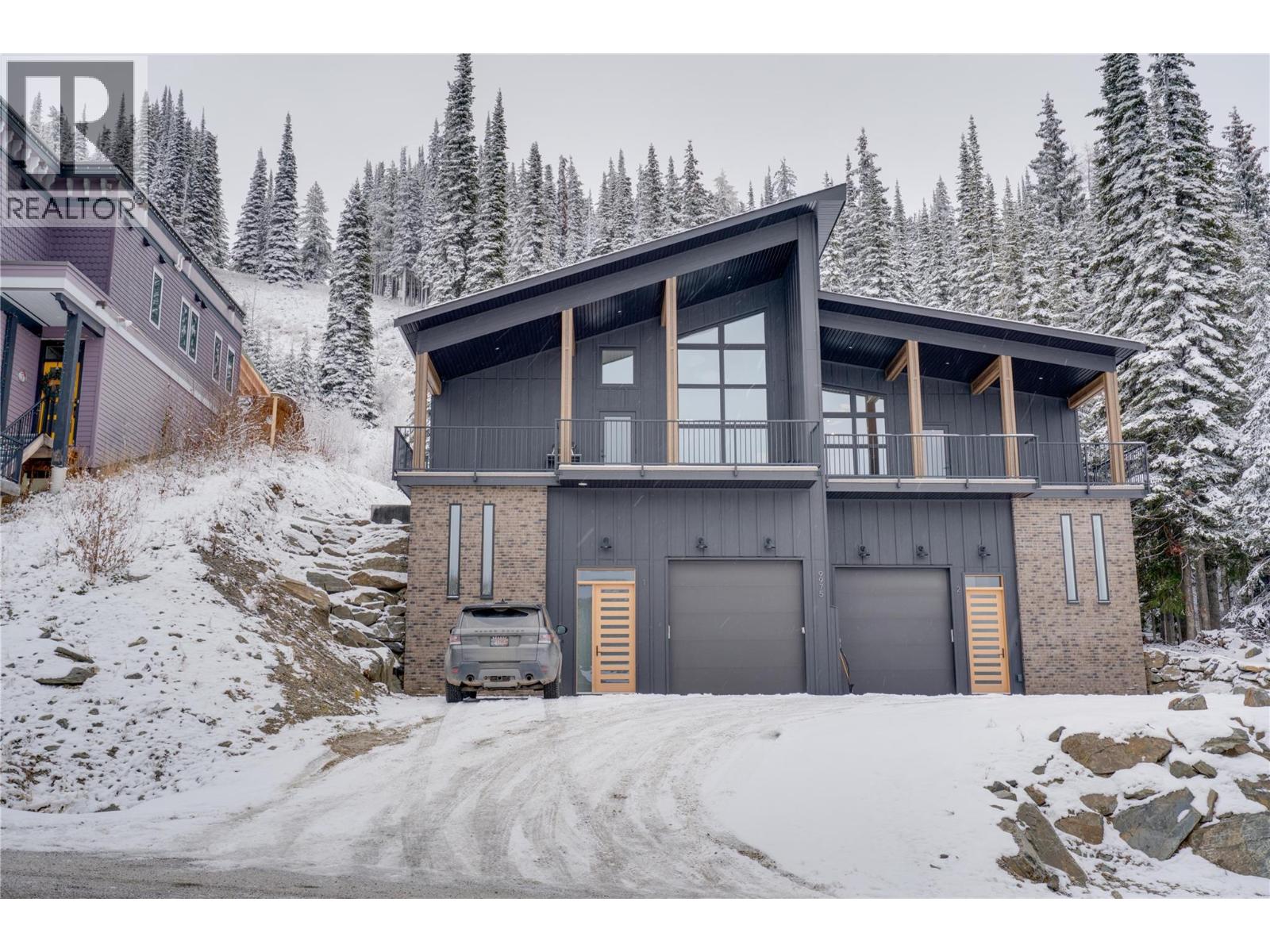 9973 Purcell Drive, Vernon, British Columbia  V1B 3Y9 - Photo 3 - 10369878