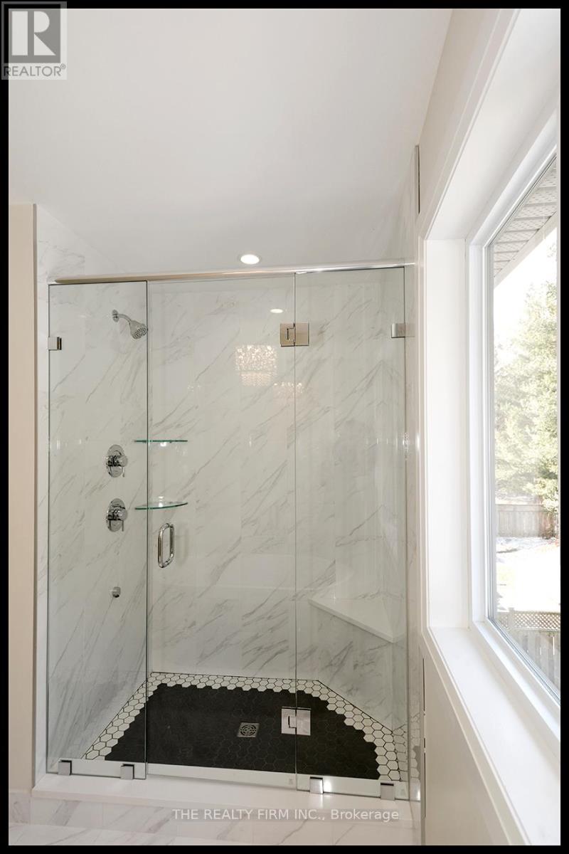 285 Elizabeth Street, Southwest Middlesex, Ontario  N0L 1M0 - Photo 23 - X12641886