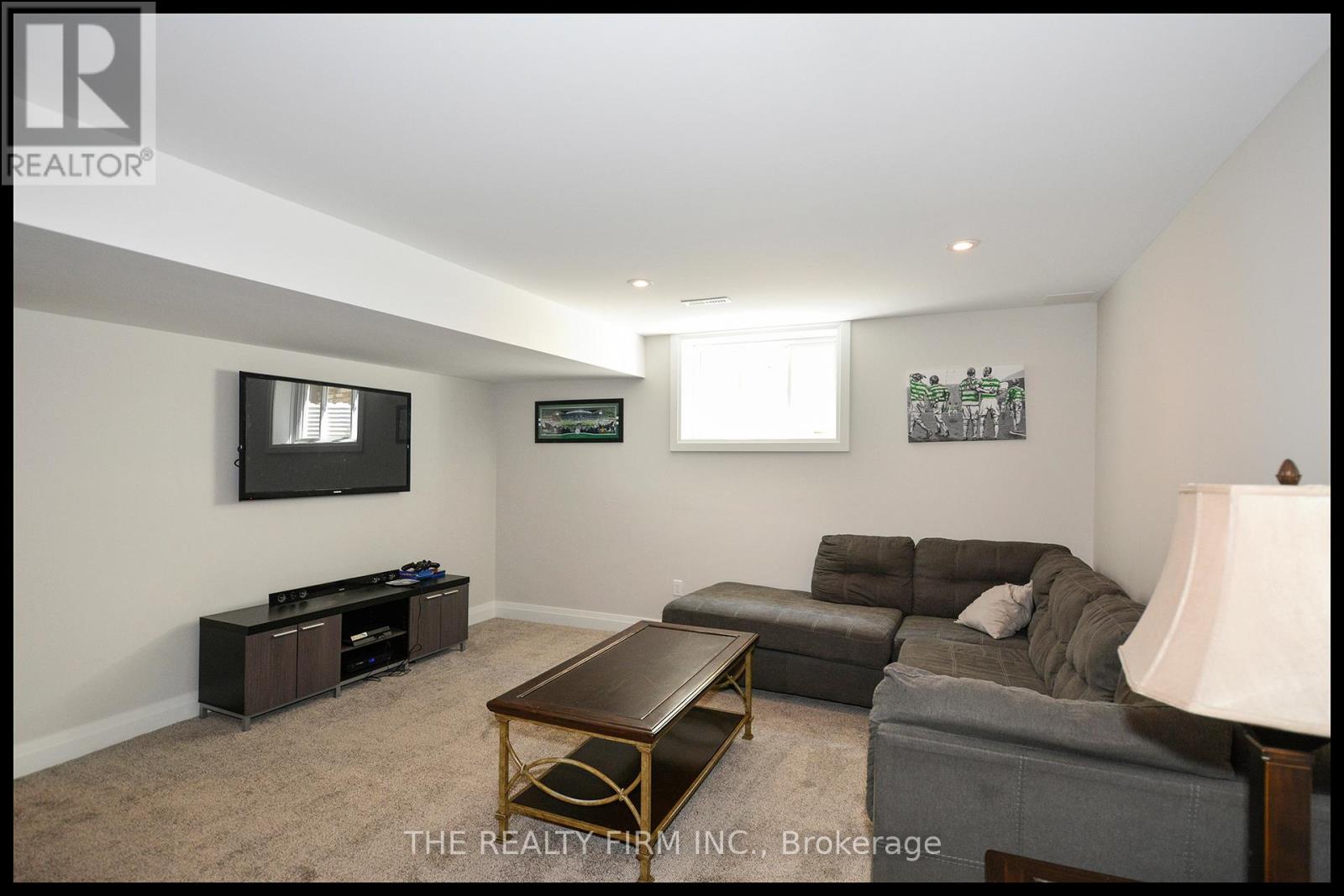 285 Elizabeth Street, Southwest Middlesex, Ontario  N0L 1M0 - Photo 34 - X12641886